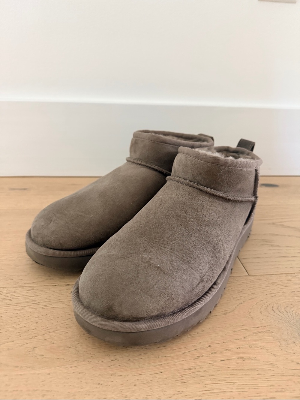 UGG Women’s Classic Ultra Mini - Grey - Size 10